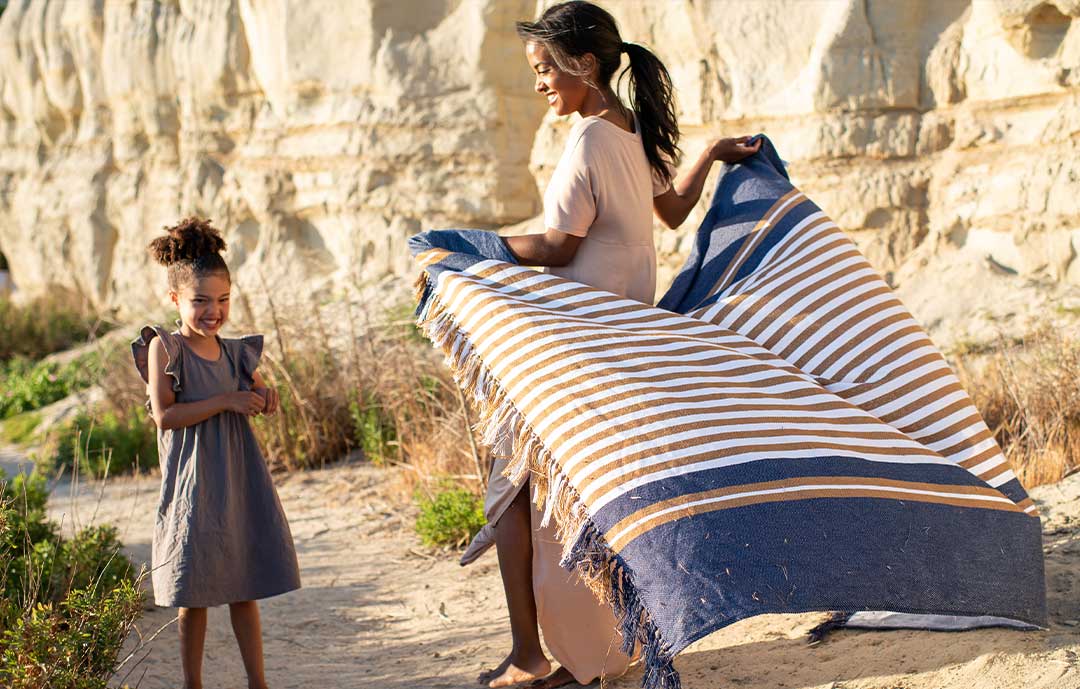 Cotton Lightweight Blankets Woven In Africa
