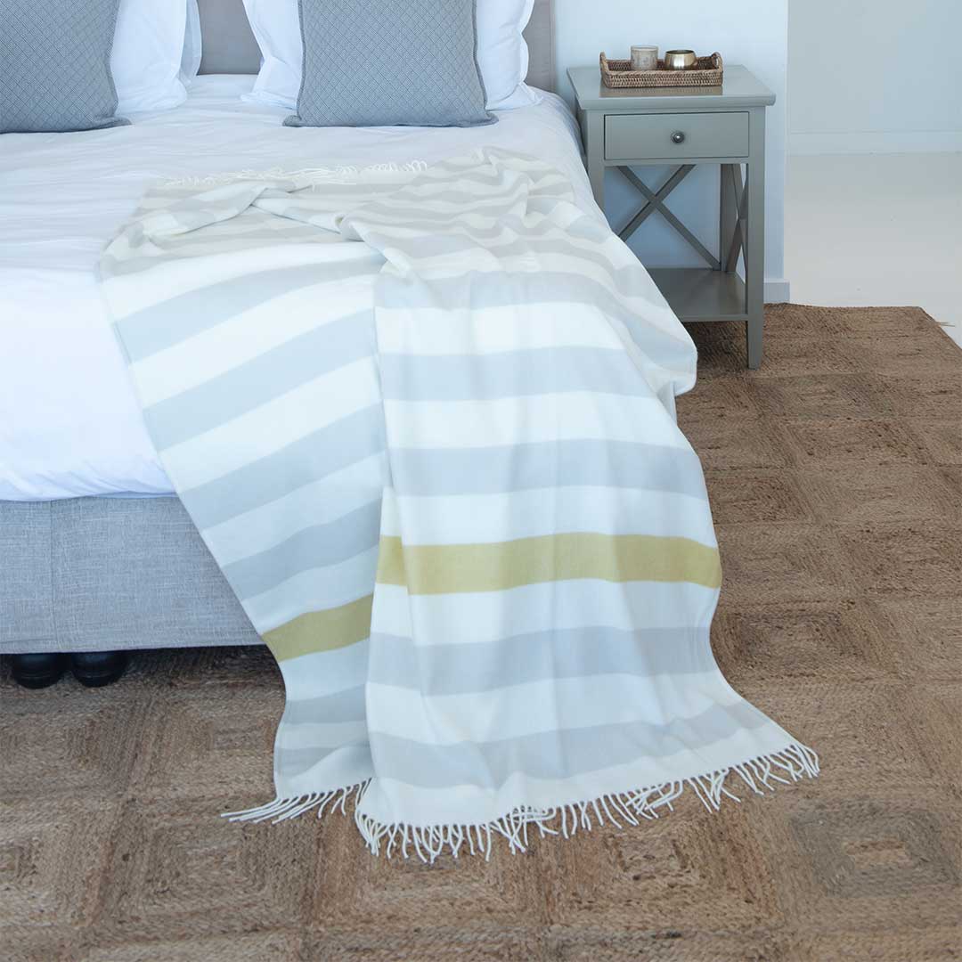 Melody Bandwidth Throw